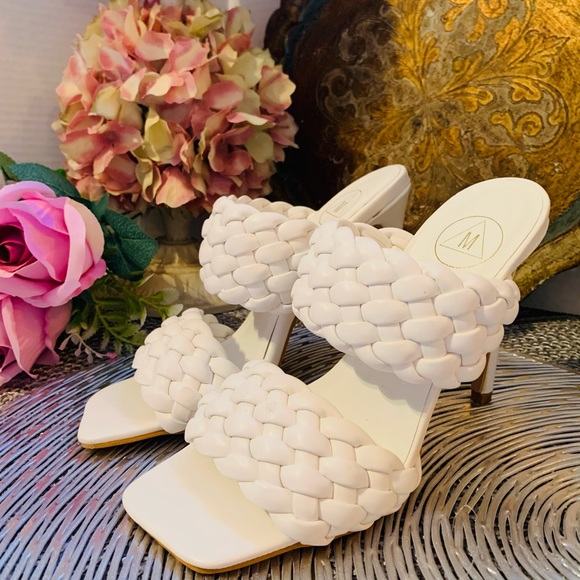 Sophisticated Quilted Braided weave slip on stiletto heal - Picture 7 of 16